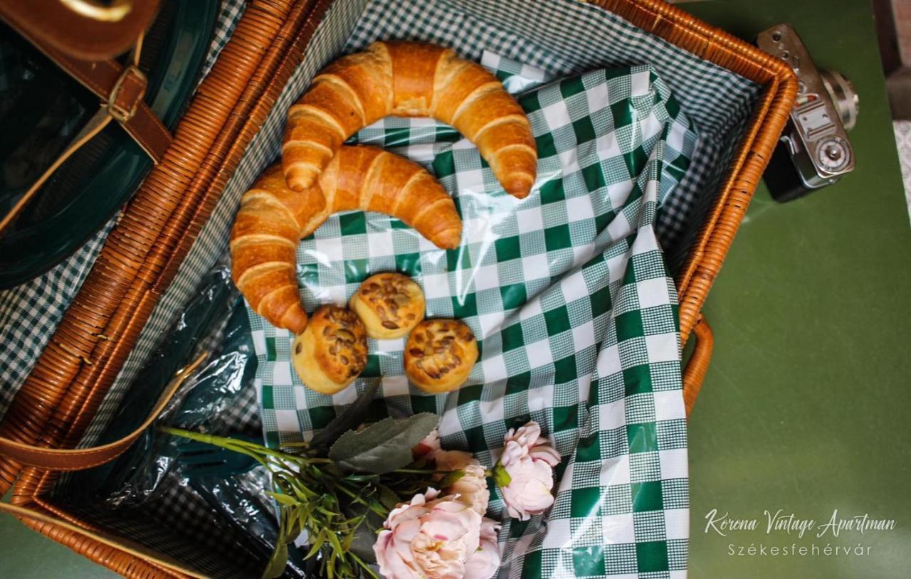 Korona Apartman Székesfehérvár Esterno foto