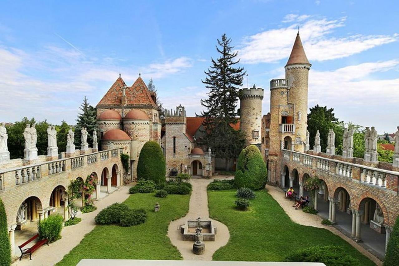 Korona Apartman Székesfehérvár Esterno foto