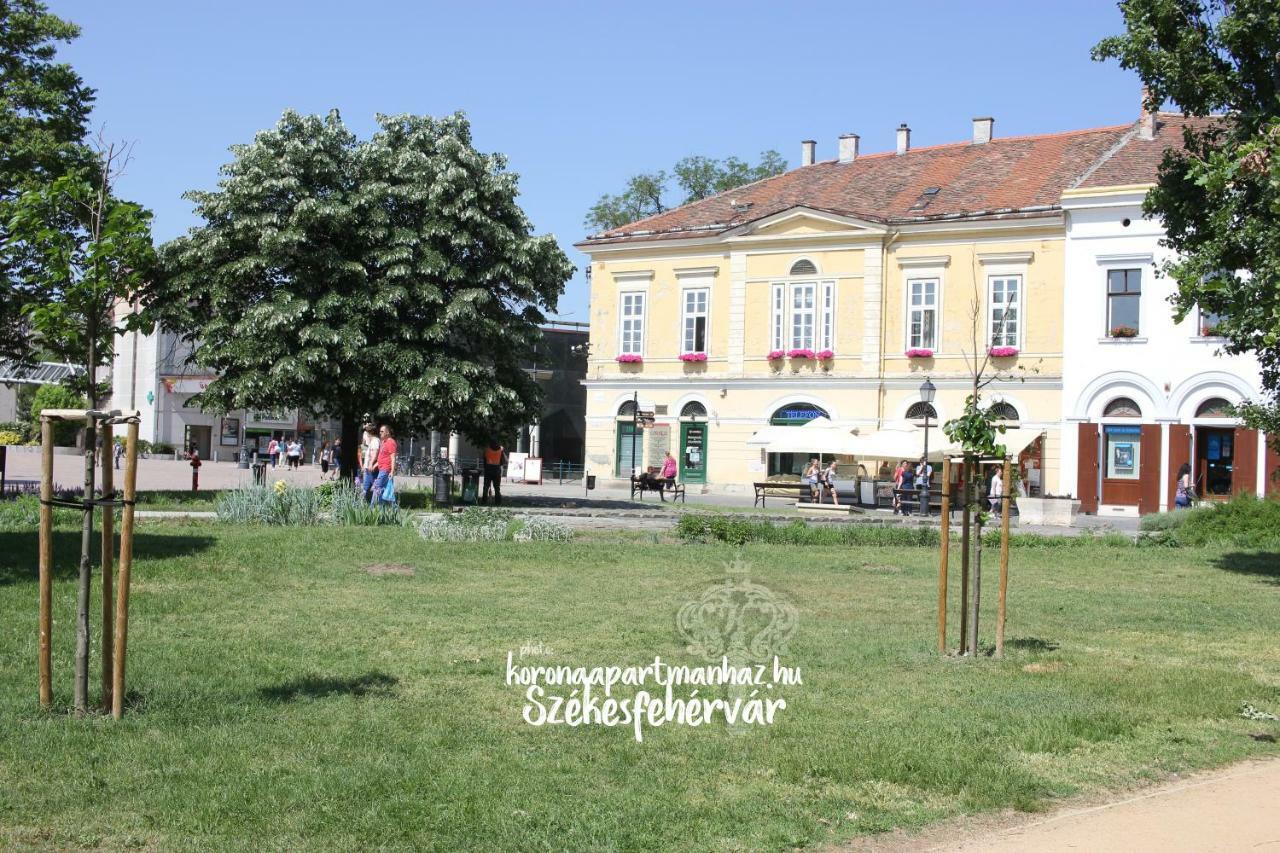 Korona Apartman Székesfehérvár Esterno foto